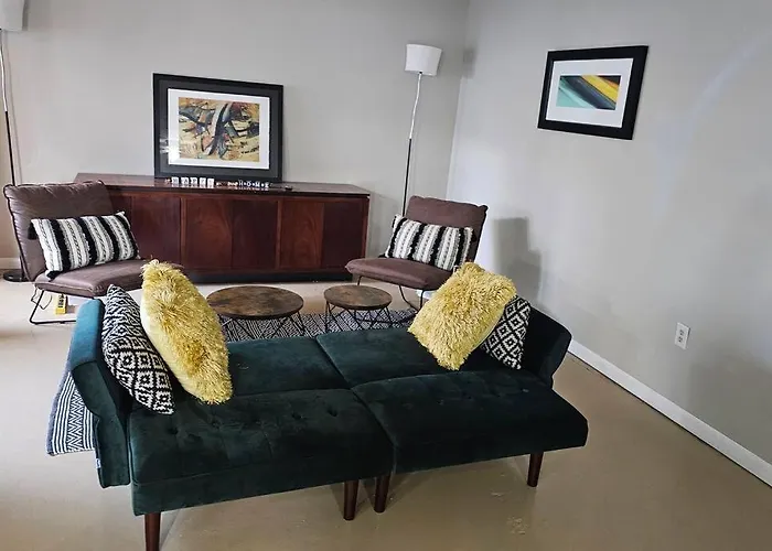 Fully Furnished Vicksburg Home Sleeps 10